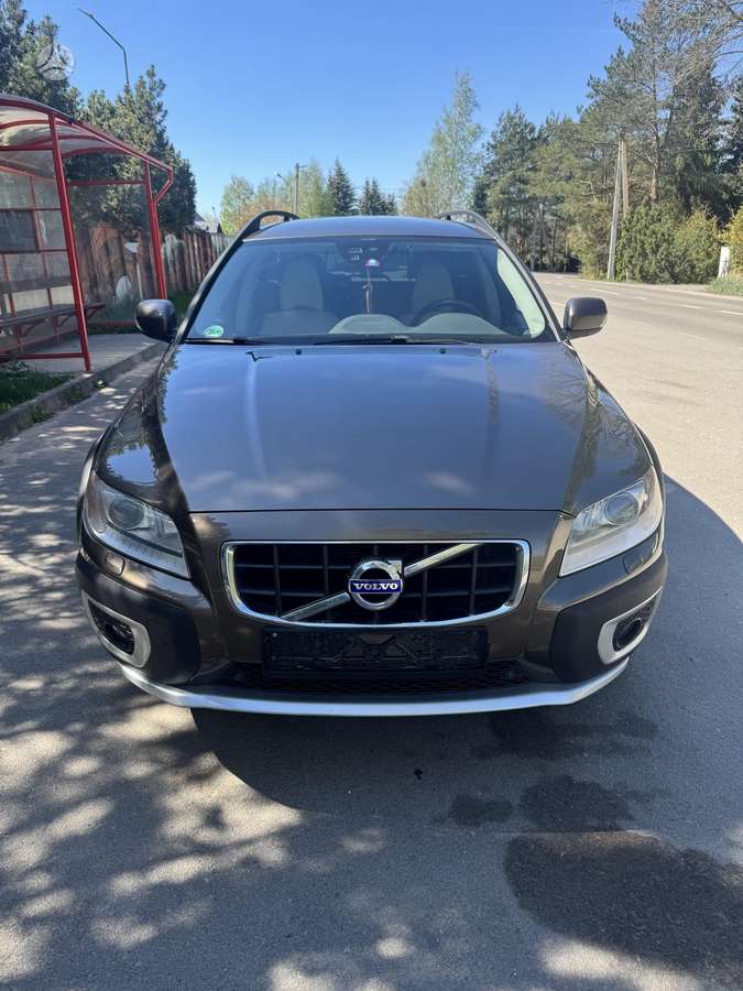 Volvo XC70, 2.0 l., Универсал