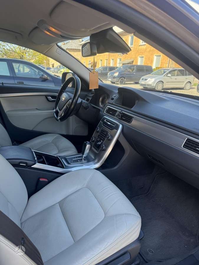 Volvo XC70, 2.0 l., Универсал