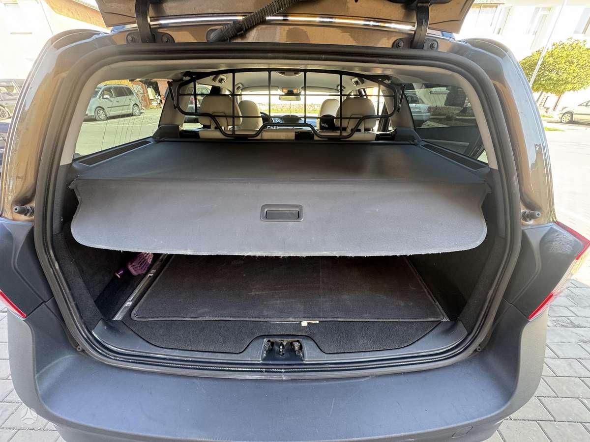 Volvo XC70, 2.0 l., Универсал