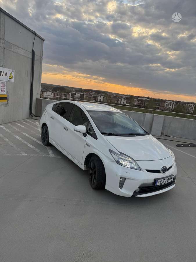 Toyota Prius - 2