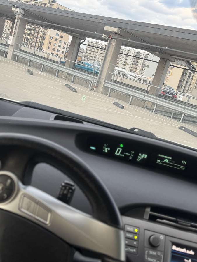 Toyota Prius - 7