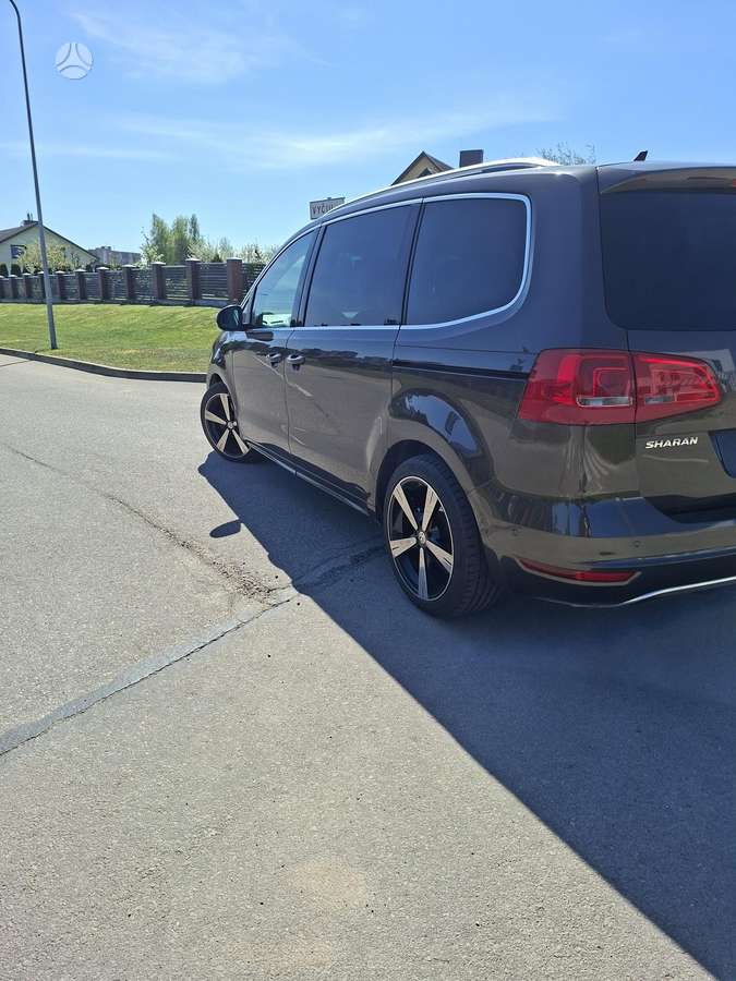 Volkswagen Sharan, 2.0 l., Минивэн