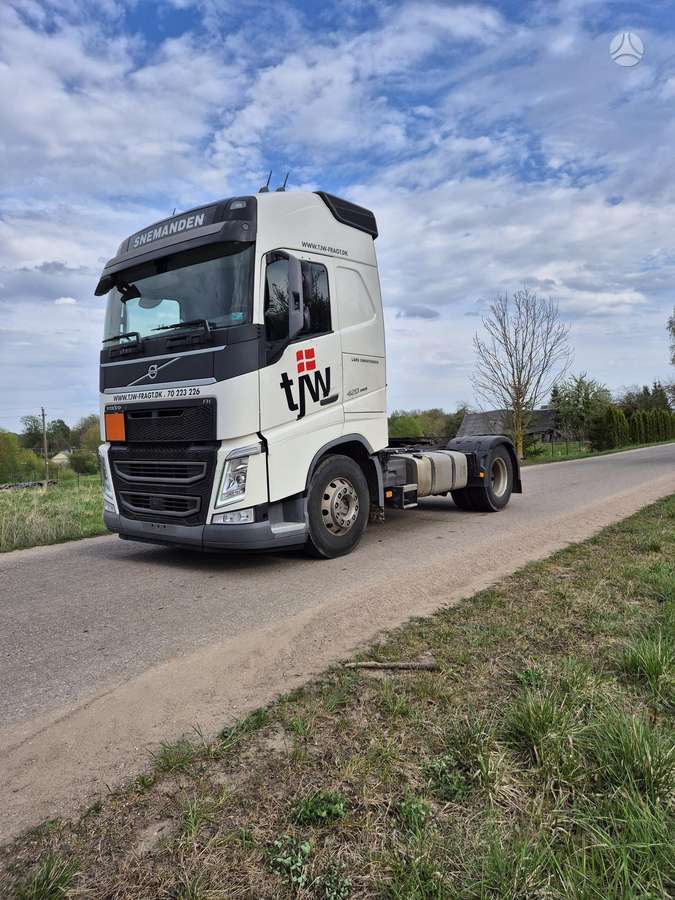 Volvo FH13, single sleeper