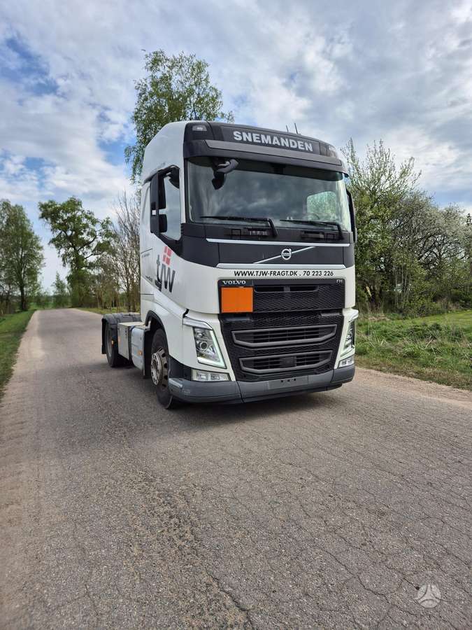 Volvo FH13, single sleeper