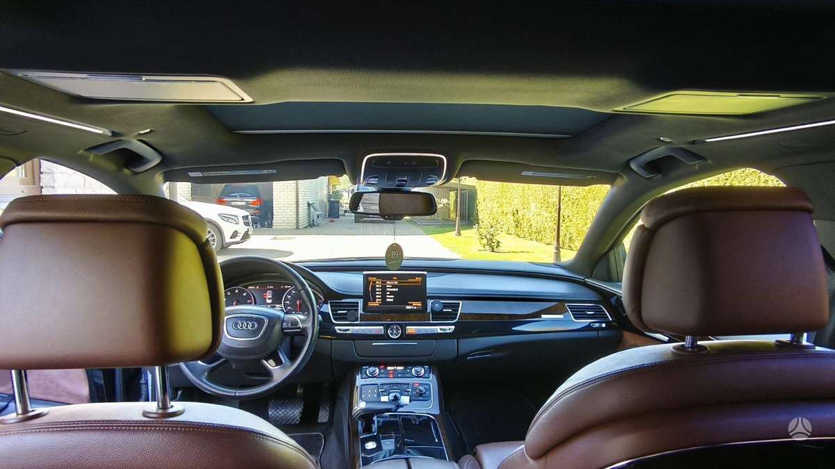 Audi A8 L, 4.0 l., Седан
