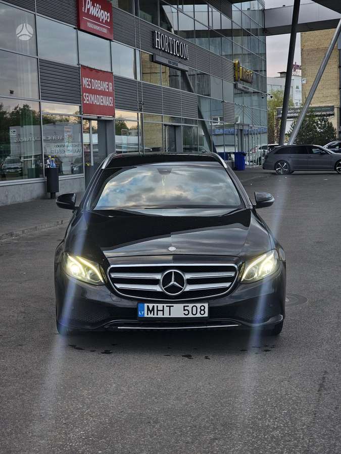 Mercedes-Benz E220, 2.0 l., universalas