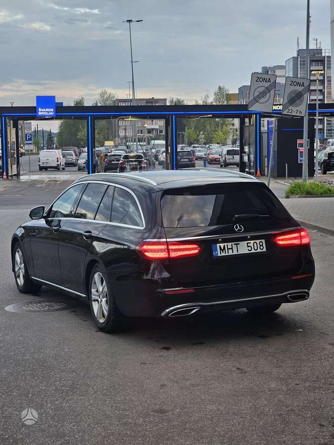 Mercedes-Benz E220, 2.0 l., universalas