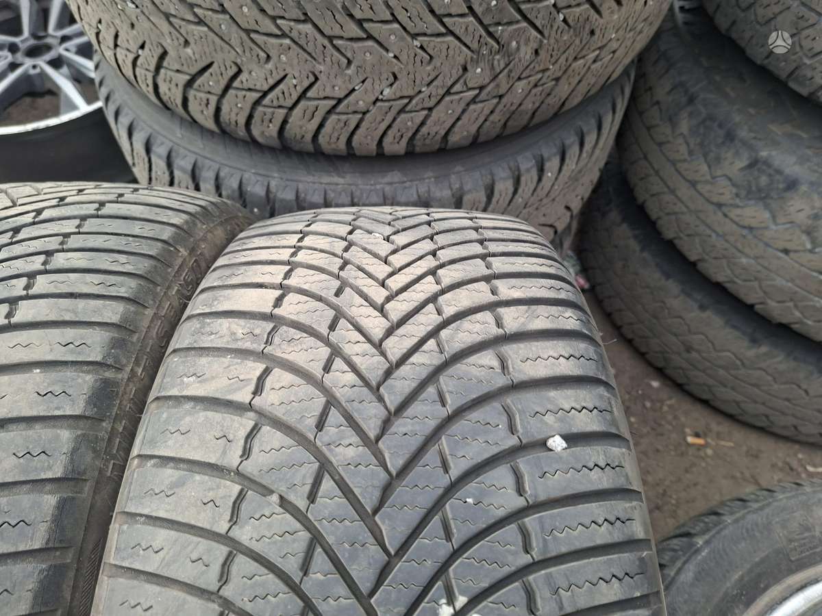 Firestone, vissezonas 235/45 R18
