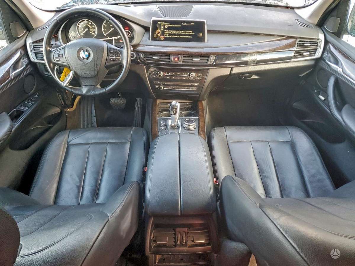 BMW X5, 3.0 l., Минивэн