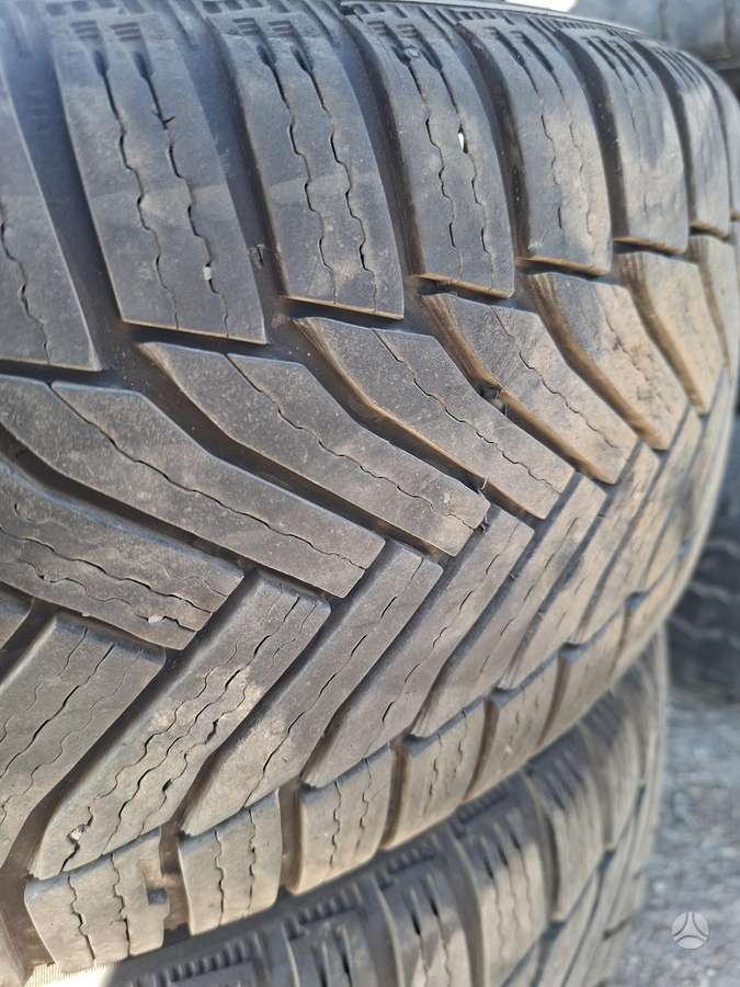 Michelin, universalios 215/60 R16