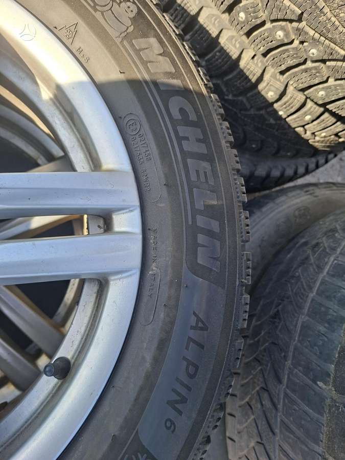 Michelin, всесезонные 215/60 R16