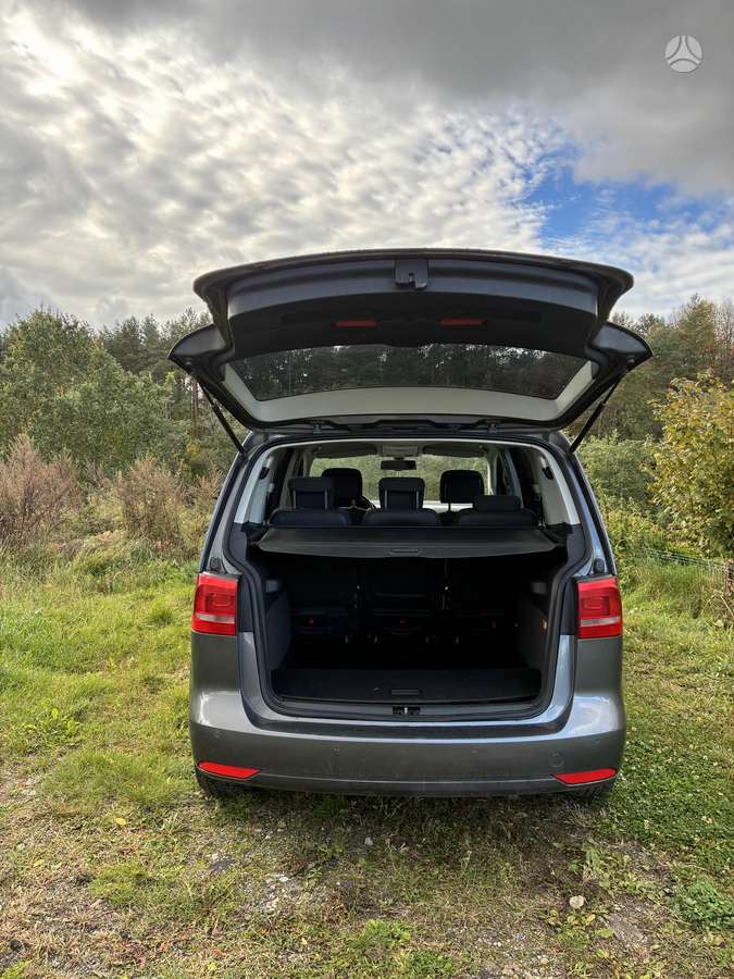 Volkswagen Touran - 6