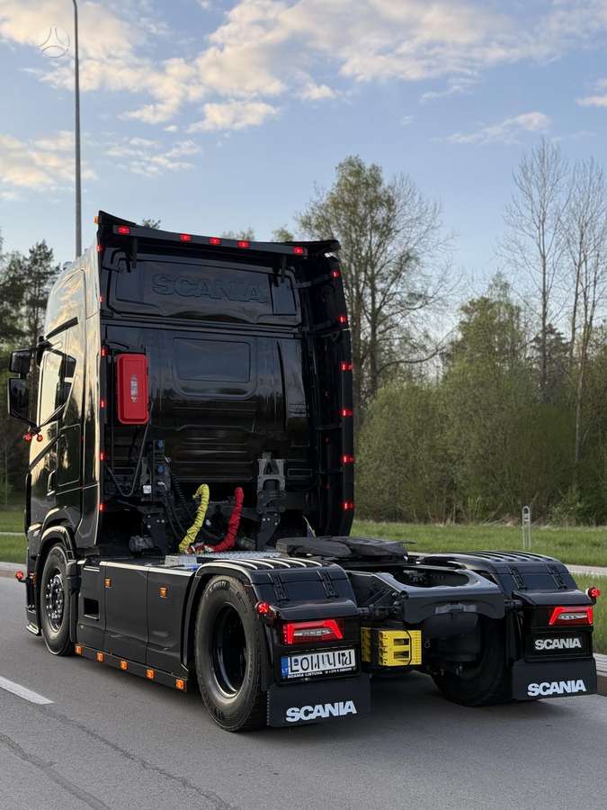 Scania 500S, double sleeper