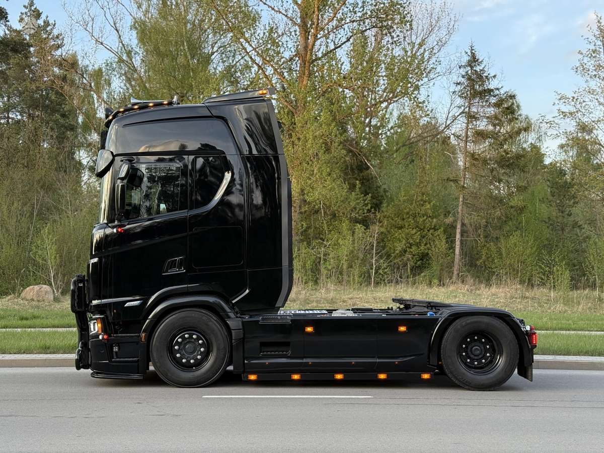 Scania 500S, double sleeper