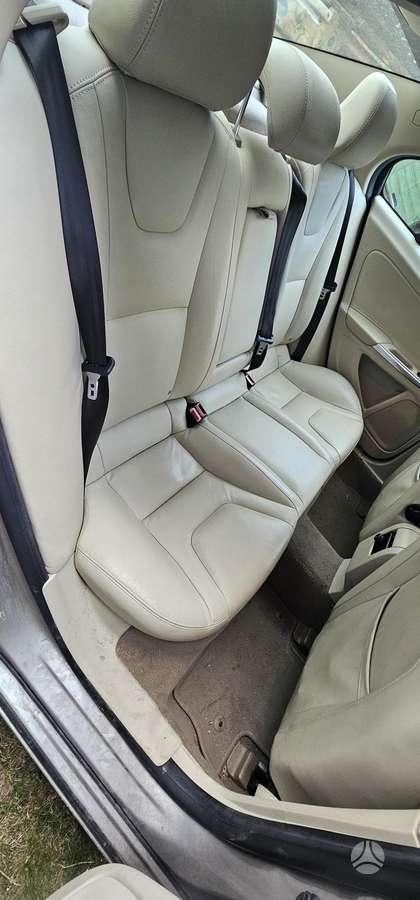 Volvo S60, 2.0 l., Седан
