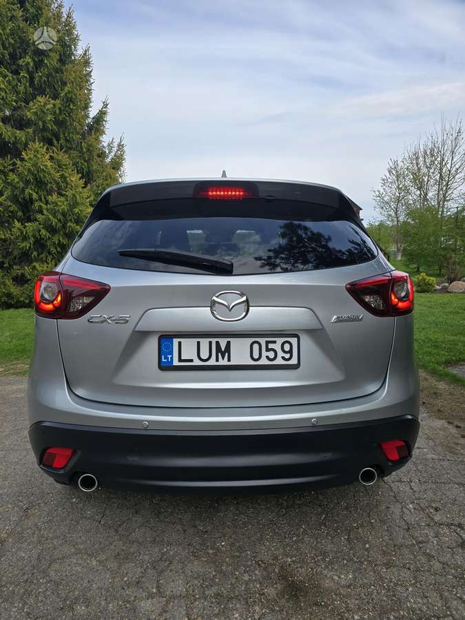 Mazda CX-5, 2.2 l., off-road / crossover