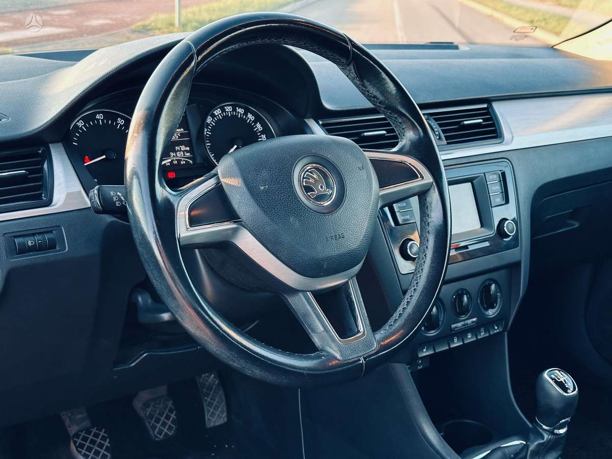 Skoda Rapid, 1.2 l., Хэтчбек