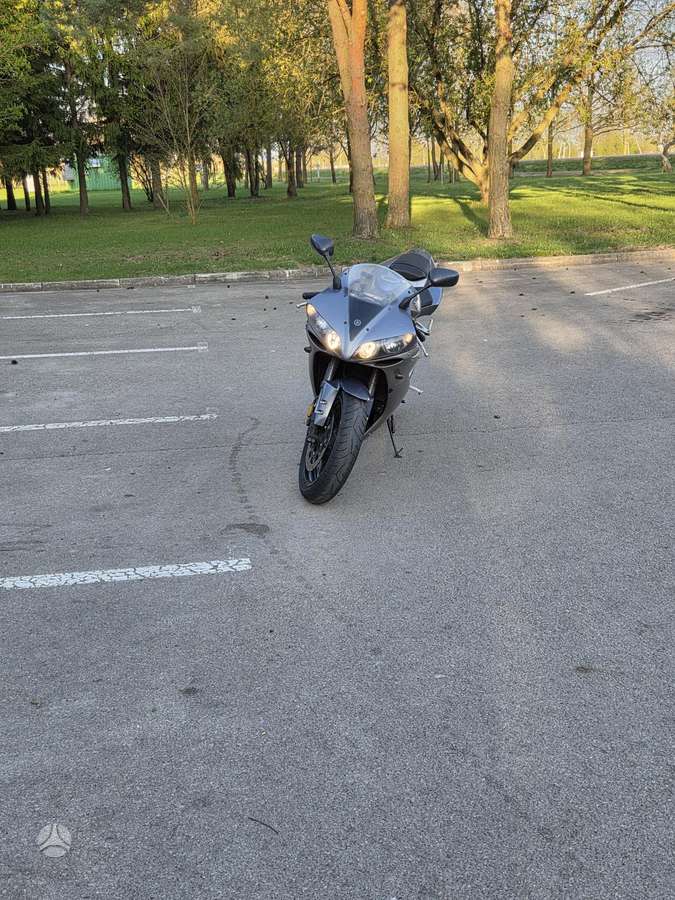 Yamaha R1 998cc, superbikes