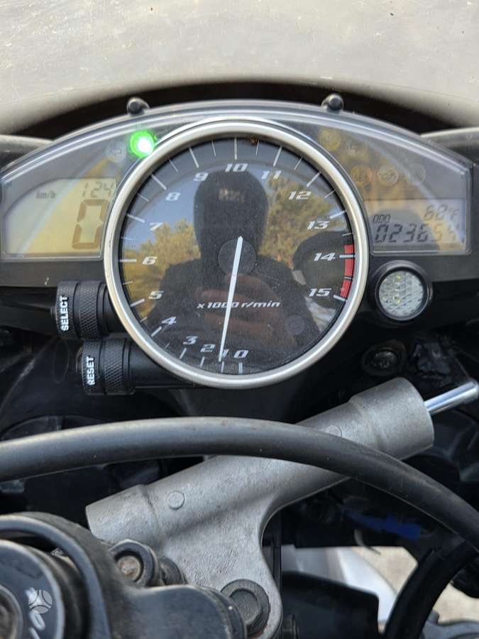 Yamaha R1 998cc, superbikes