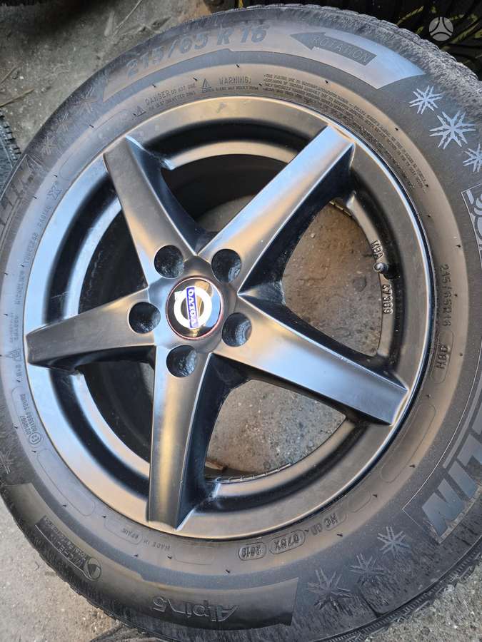Volvo V70, lengvojo lydinio, R16