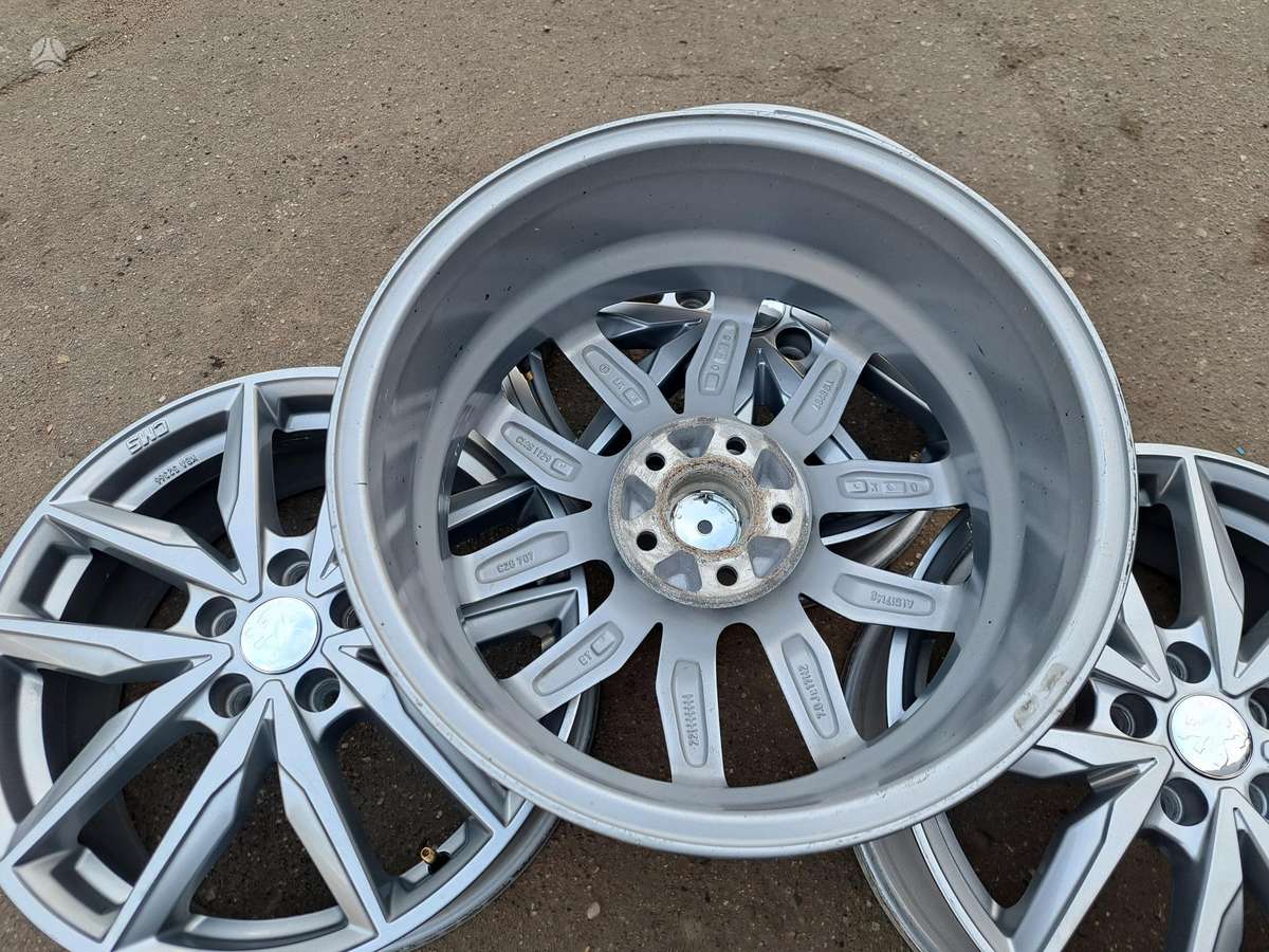 Peugeot Rifter / 508 7j et48, light alloy, R17