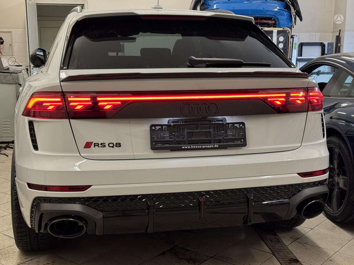 Audi Q8 sėdynės