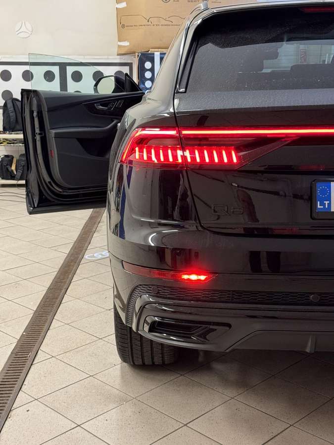 Audi Q8 sėdynės