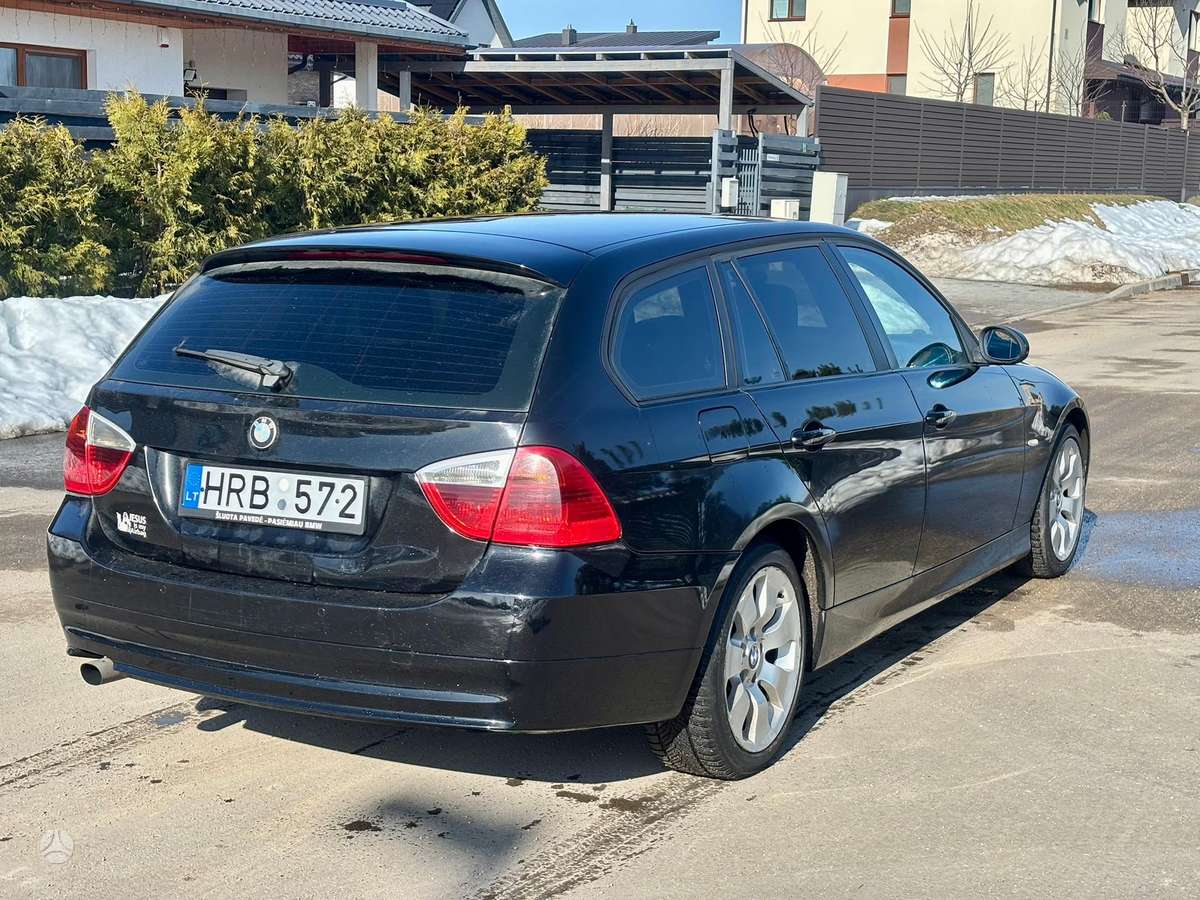BMW 320, 2.0 l., wagon