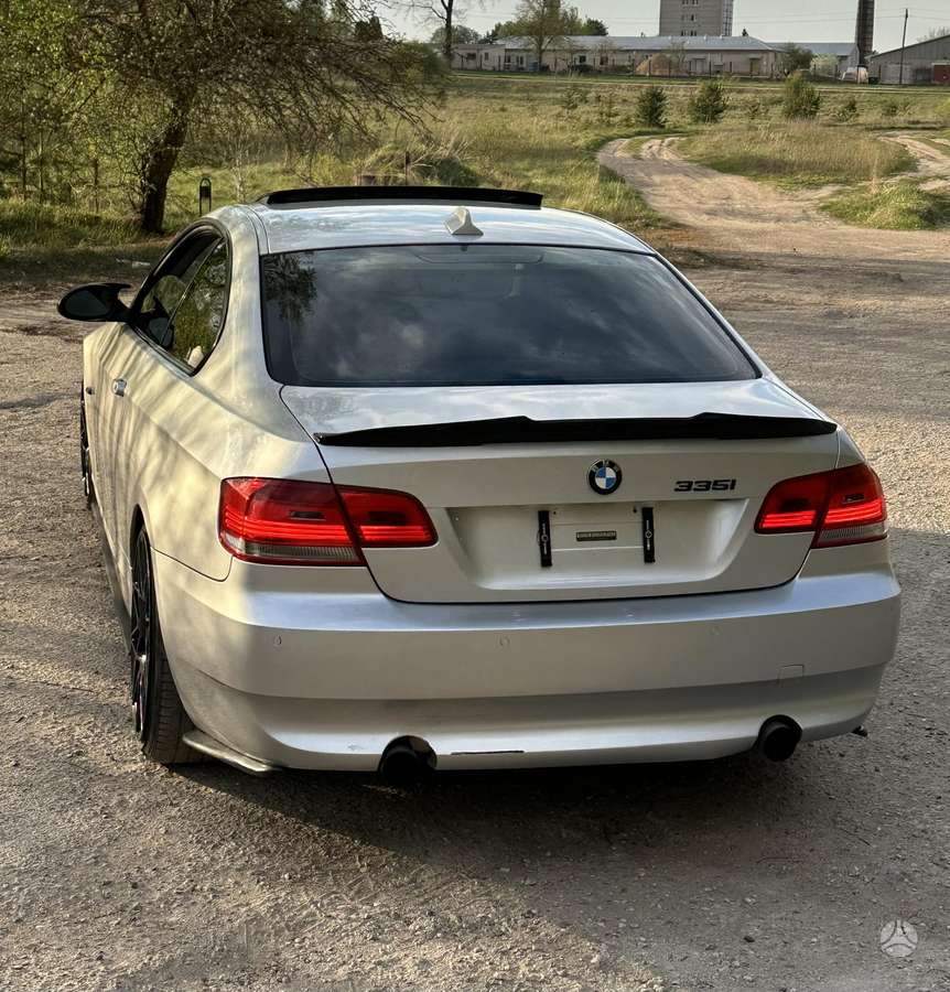 BMW 335, 3.0 l., kupė (coupe)