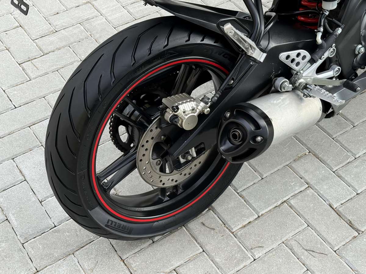 Yamaha YZF 125cc, superbikes