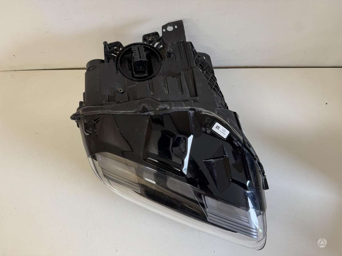 Porsche Taycan lights