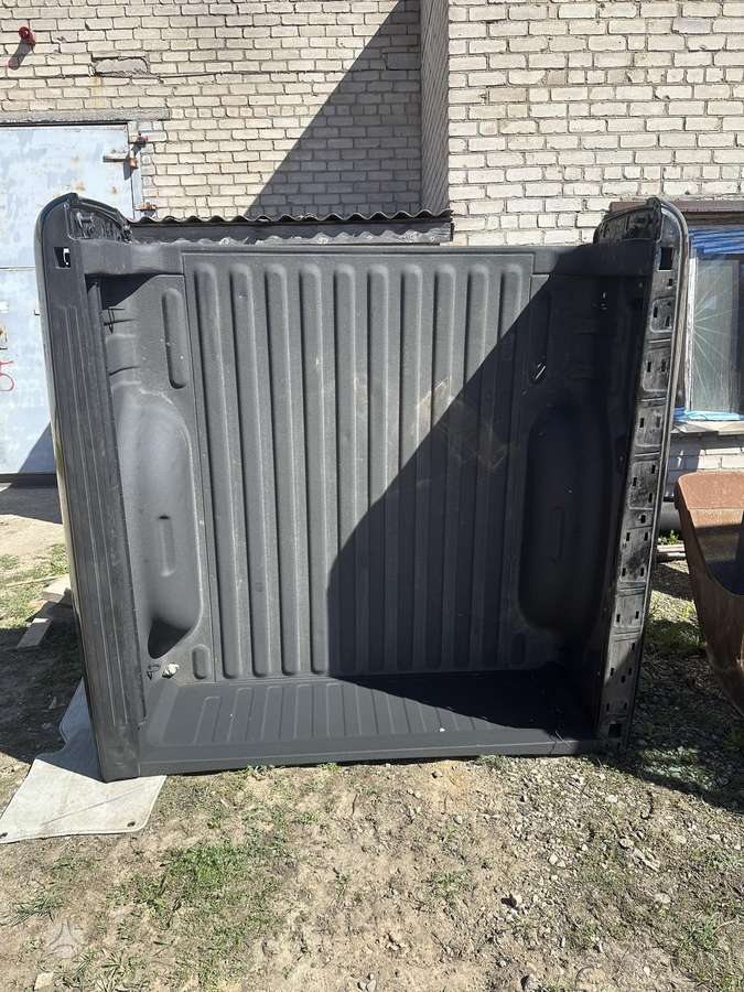 Dodge Ram kėbulo dalys