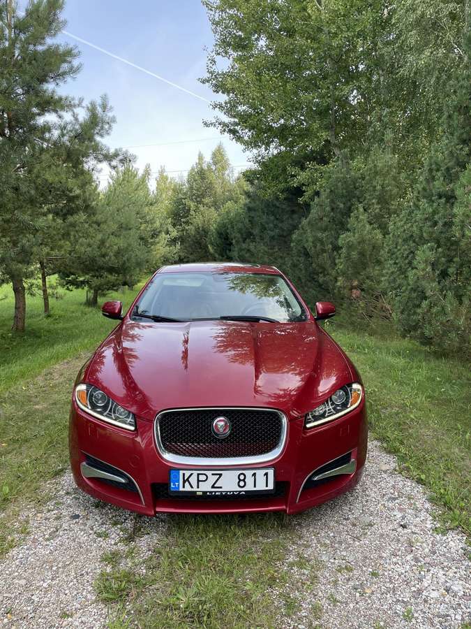 Jaguar XF, 2.0 l., Седан