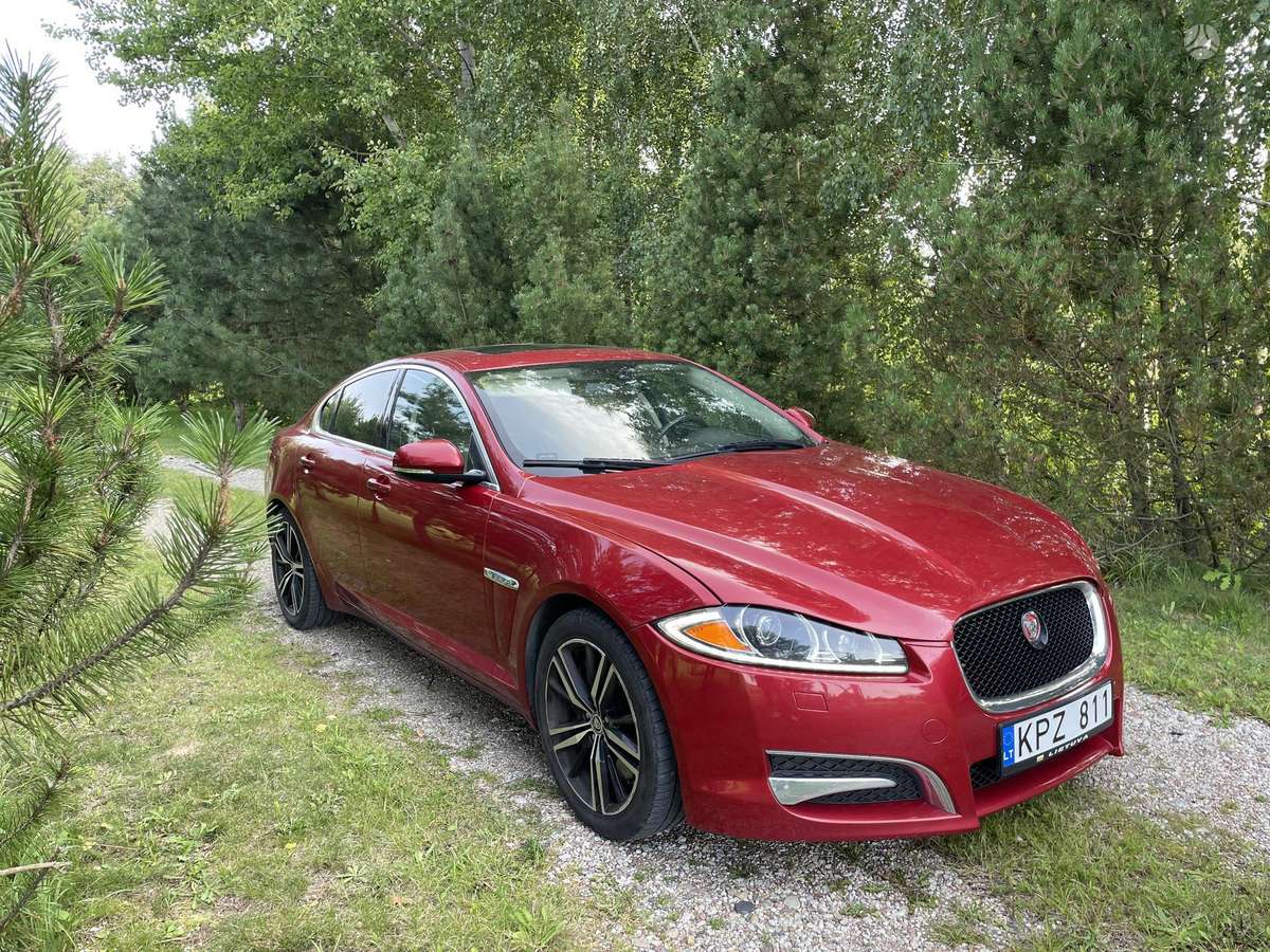 Jaguar XF, 2.0 l., Седан