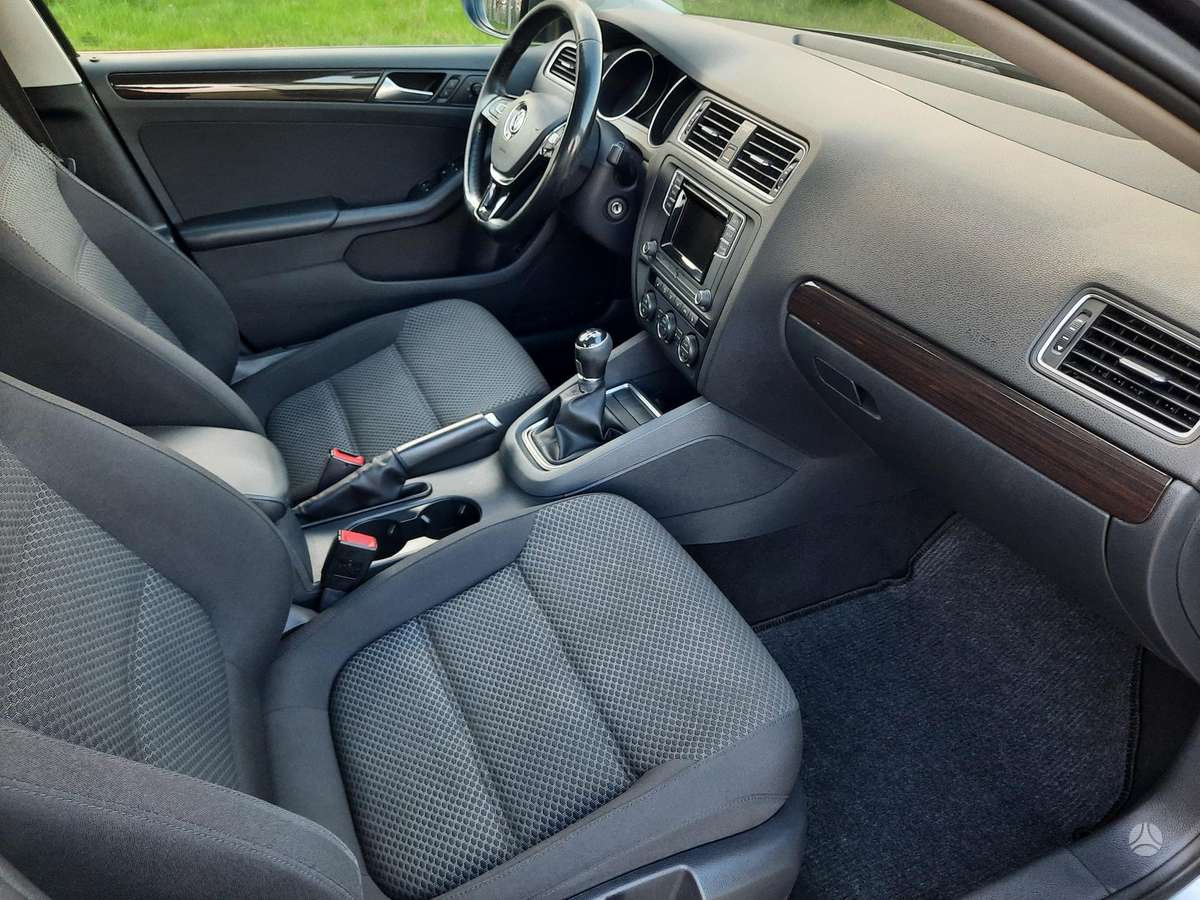Volkswagen Jetta, 1.2 l., sedanas