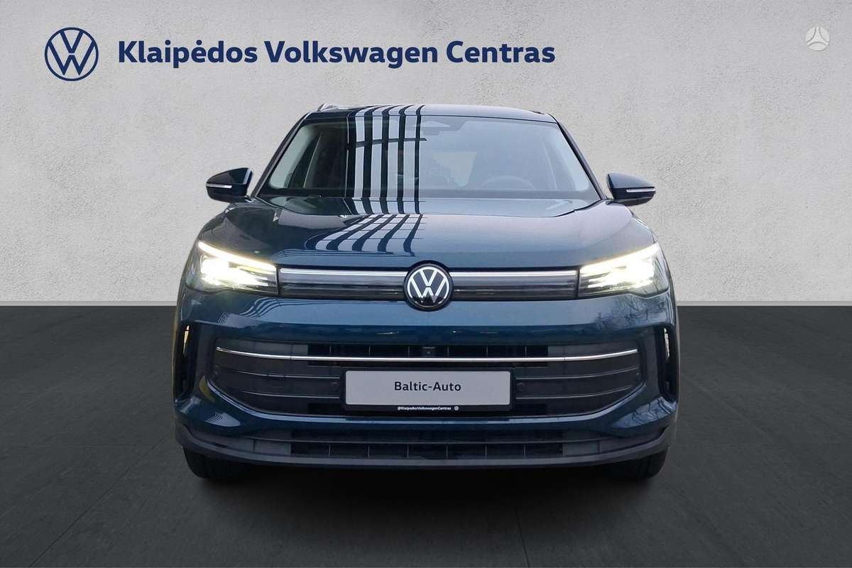 Volkswagen Tiguan - 2