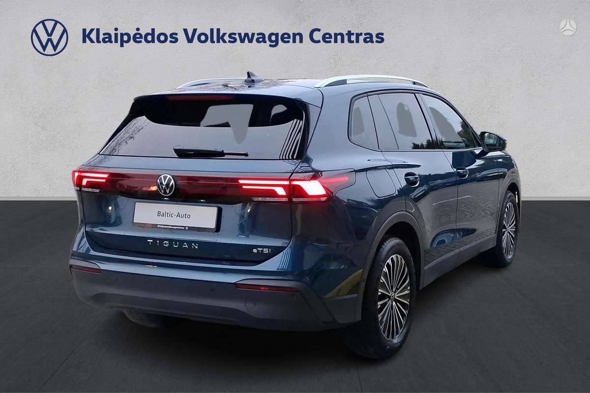 Volkswagen Tiguan - 6