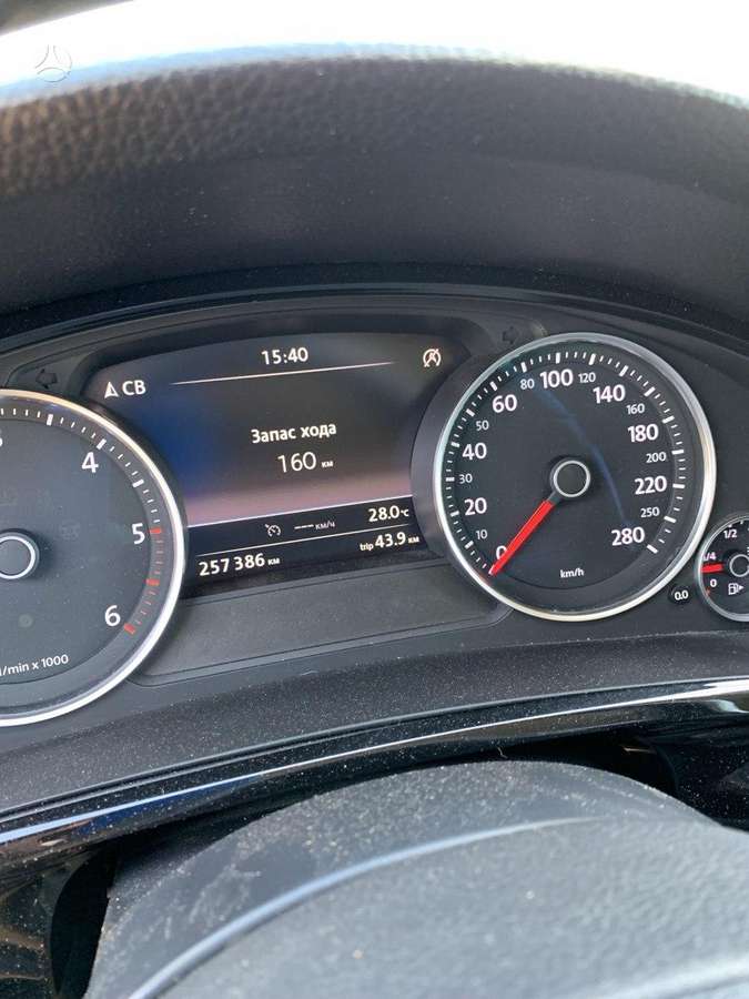 Volkswagen Touareg - 7