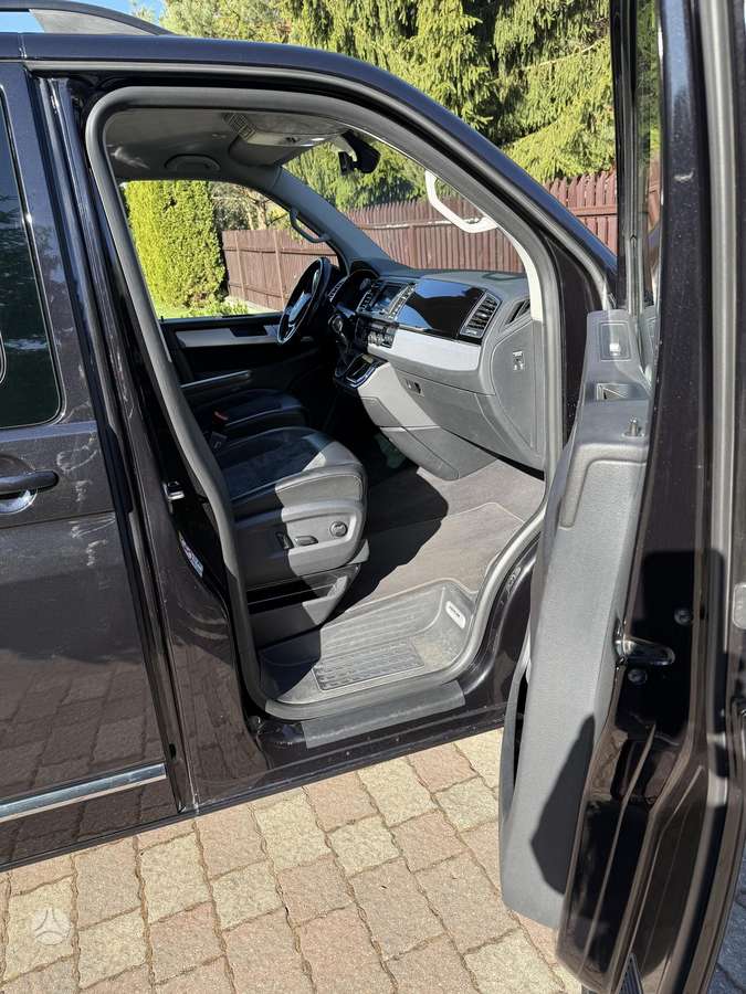 Volkswagen Multivan, 2.0 l., Минивэн