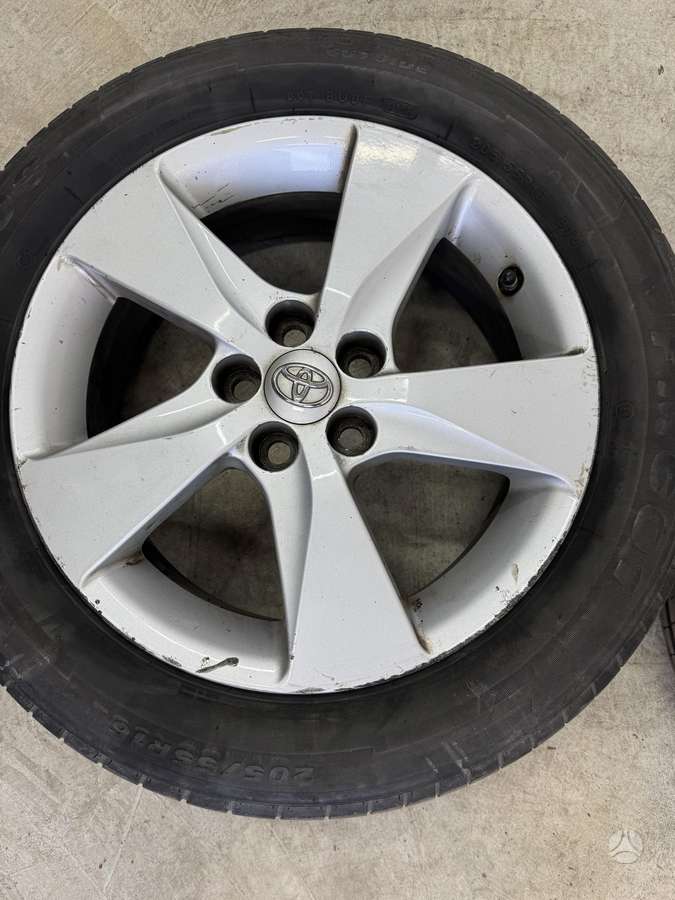 Toyota Prius, light alloy, R16