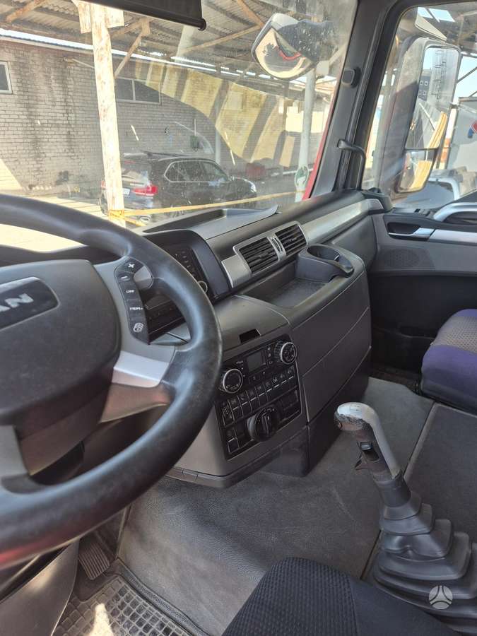 MAN TGS 18.440, single sleeper
