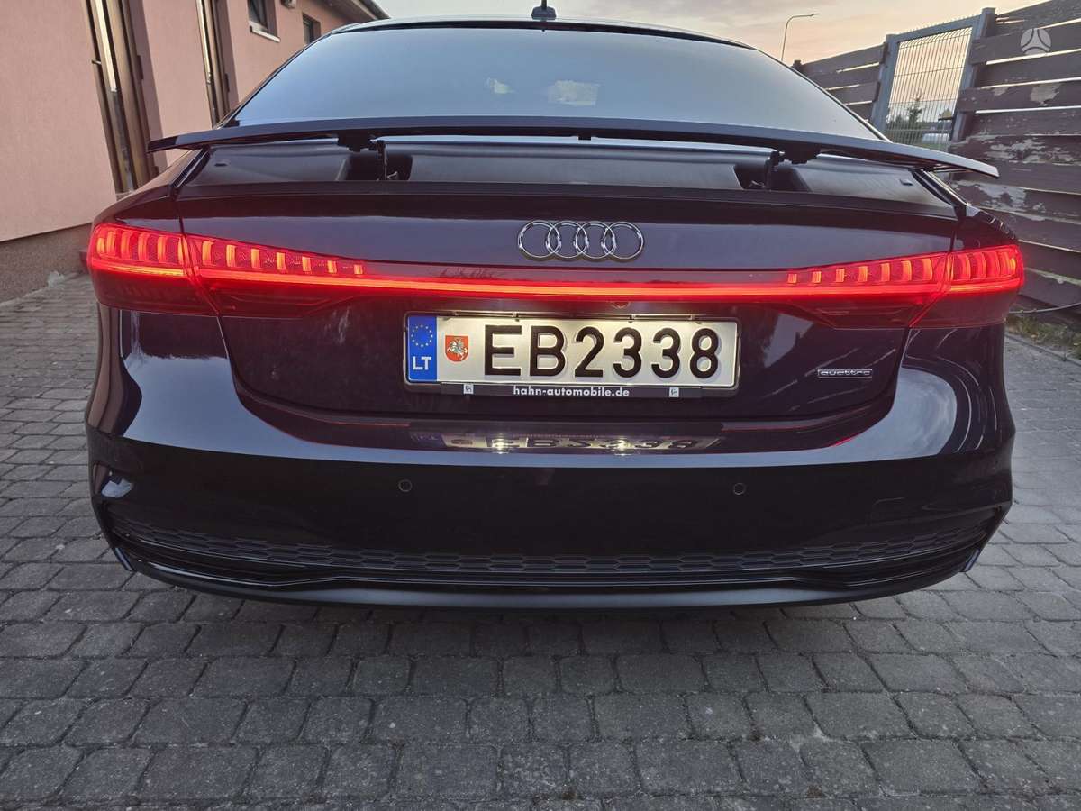 Audi A7, 2.0 l., hatchback