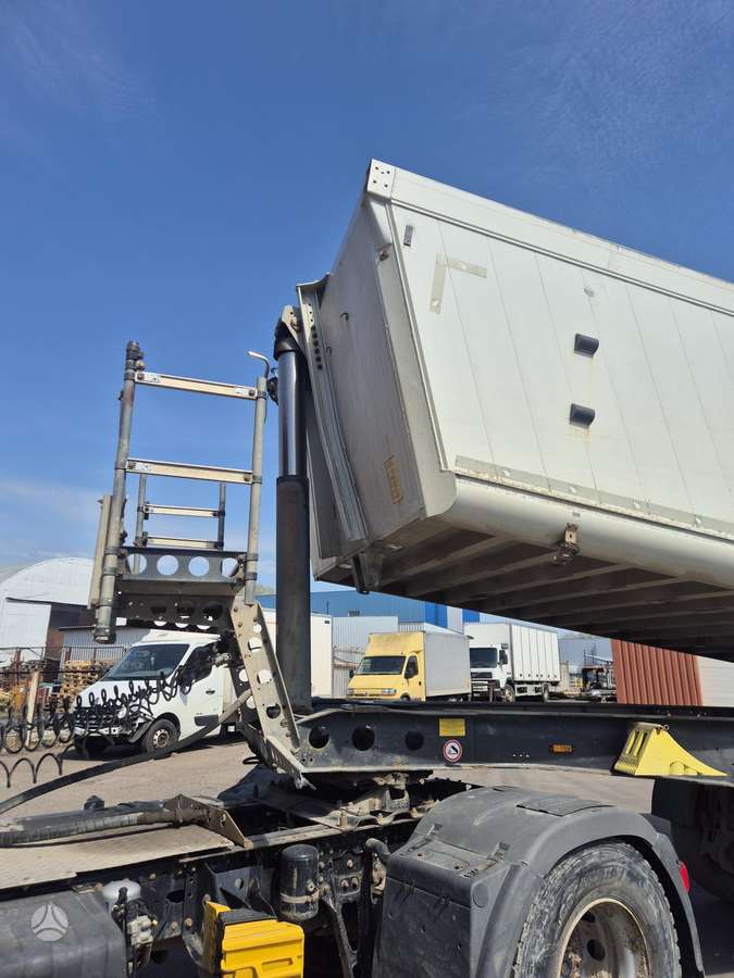 Schmitz Cargobull Gotha, самосвалы