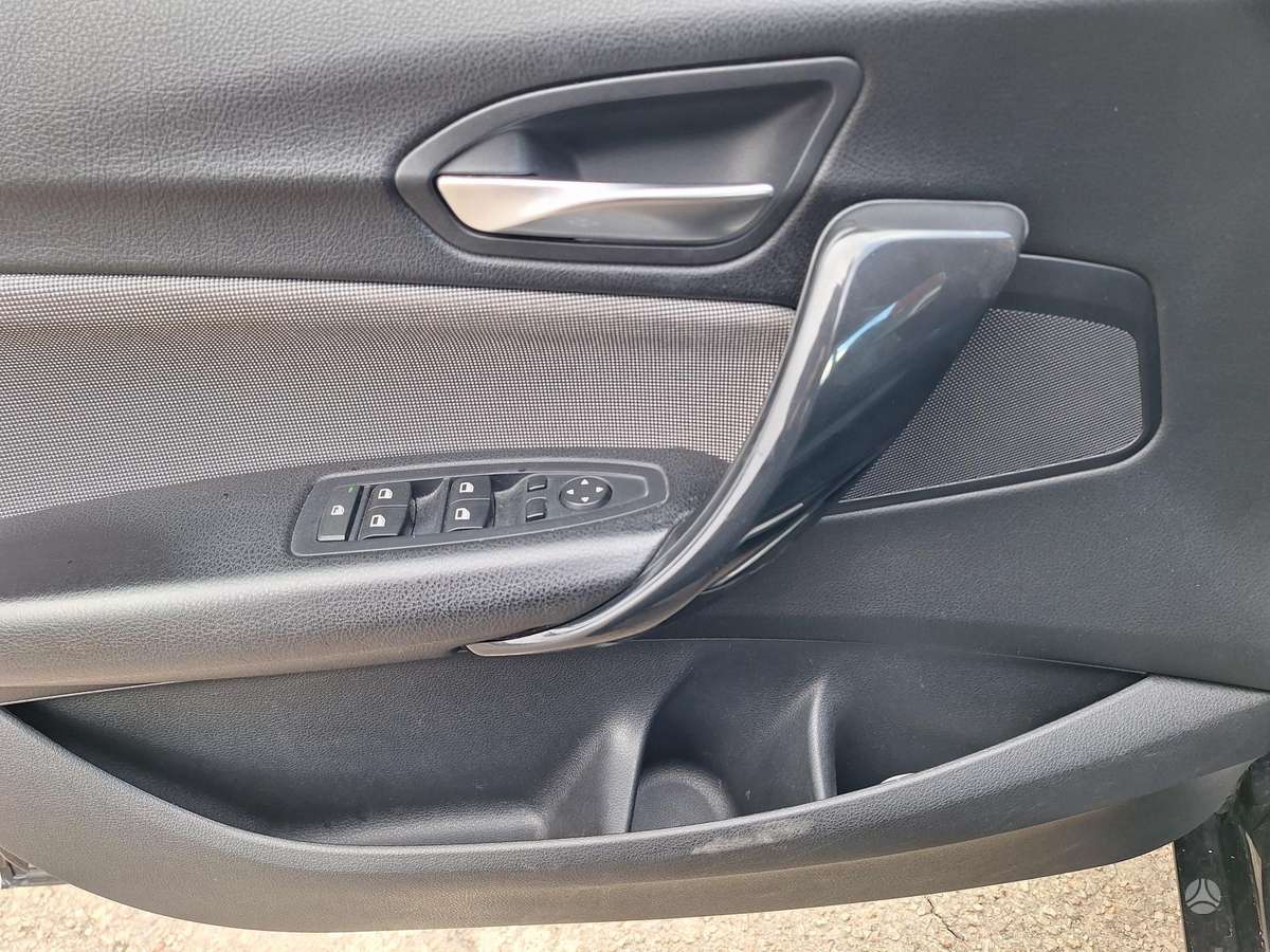 BMW 120, 2.0 l., Хэтчбек