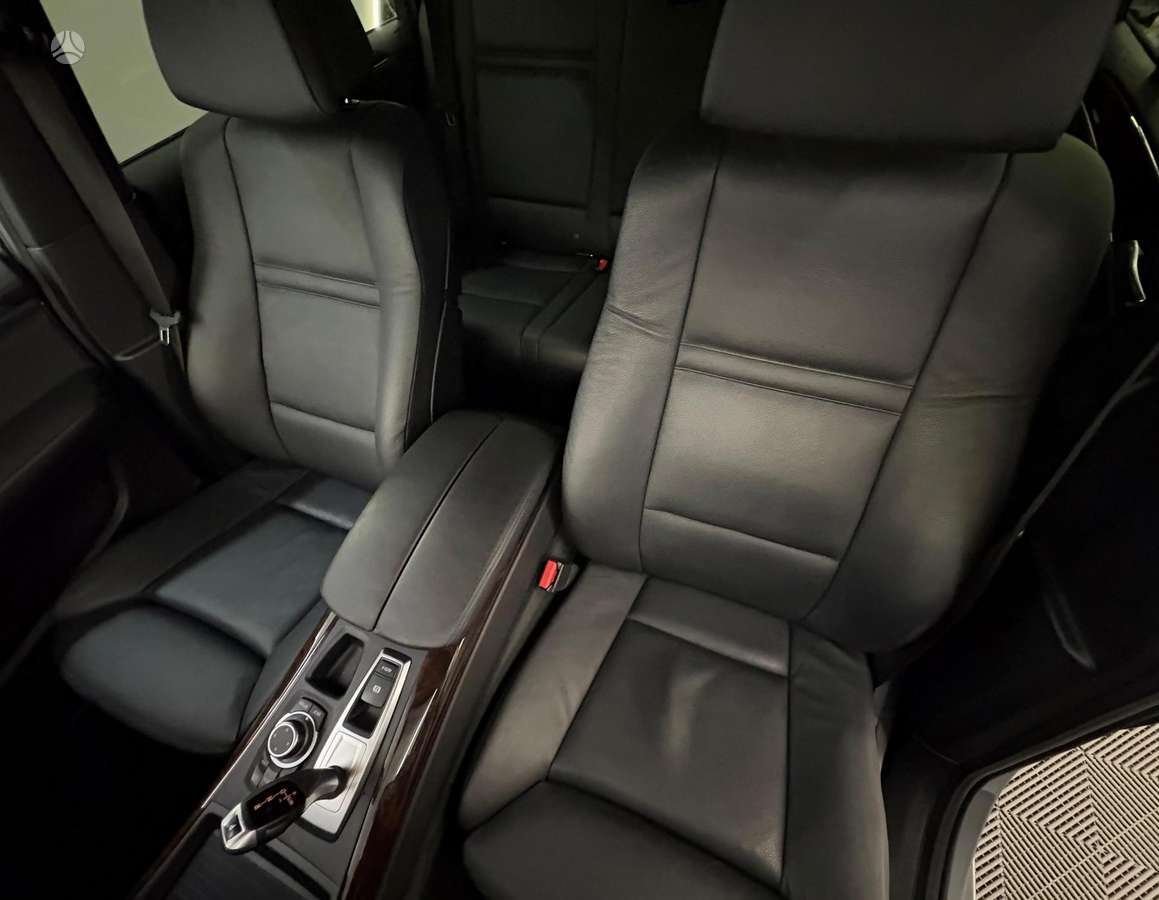 BMW X5, 3.0 l., visureigis / krosoveris