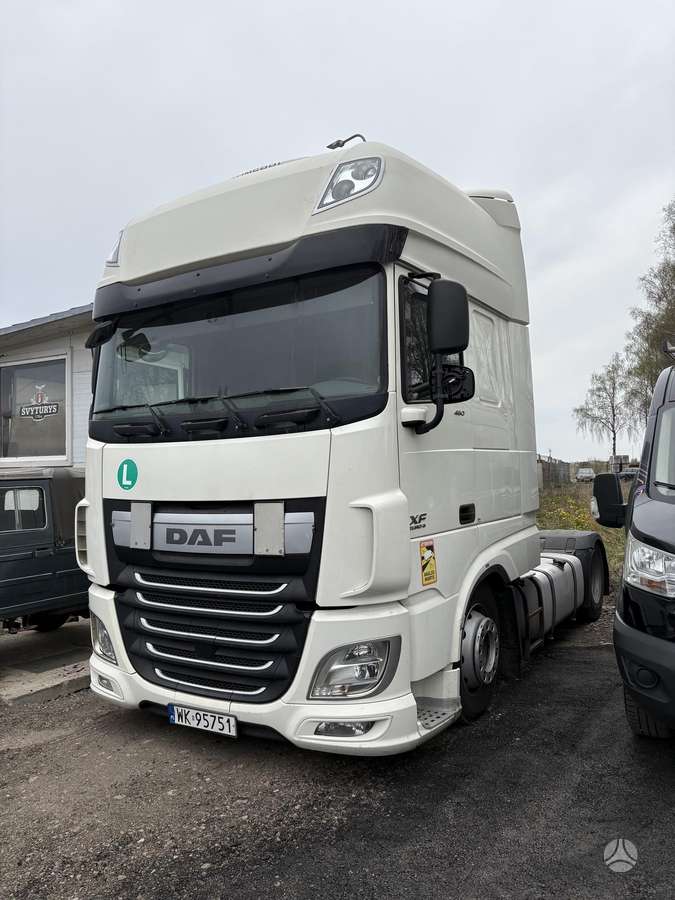 DAF XF 460 FT, double sleeper