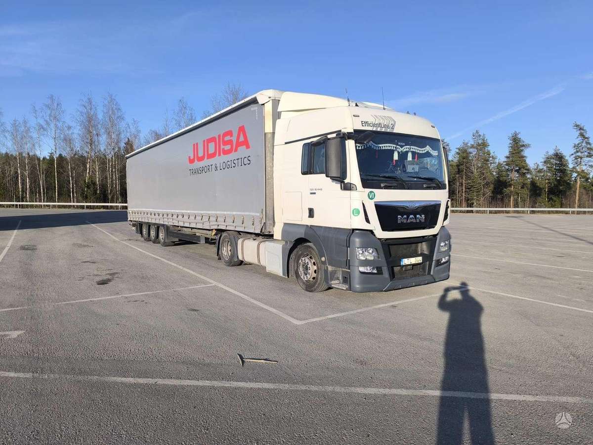 MAN TGX 18.440 Mega, double sleeper