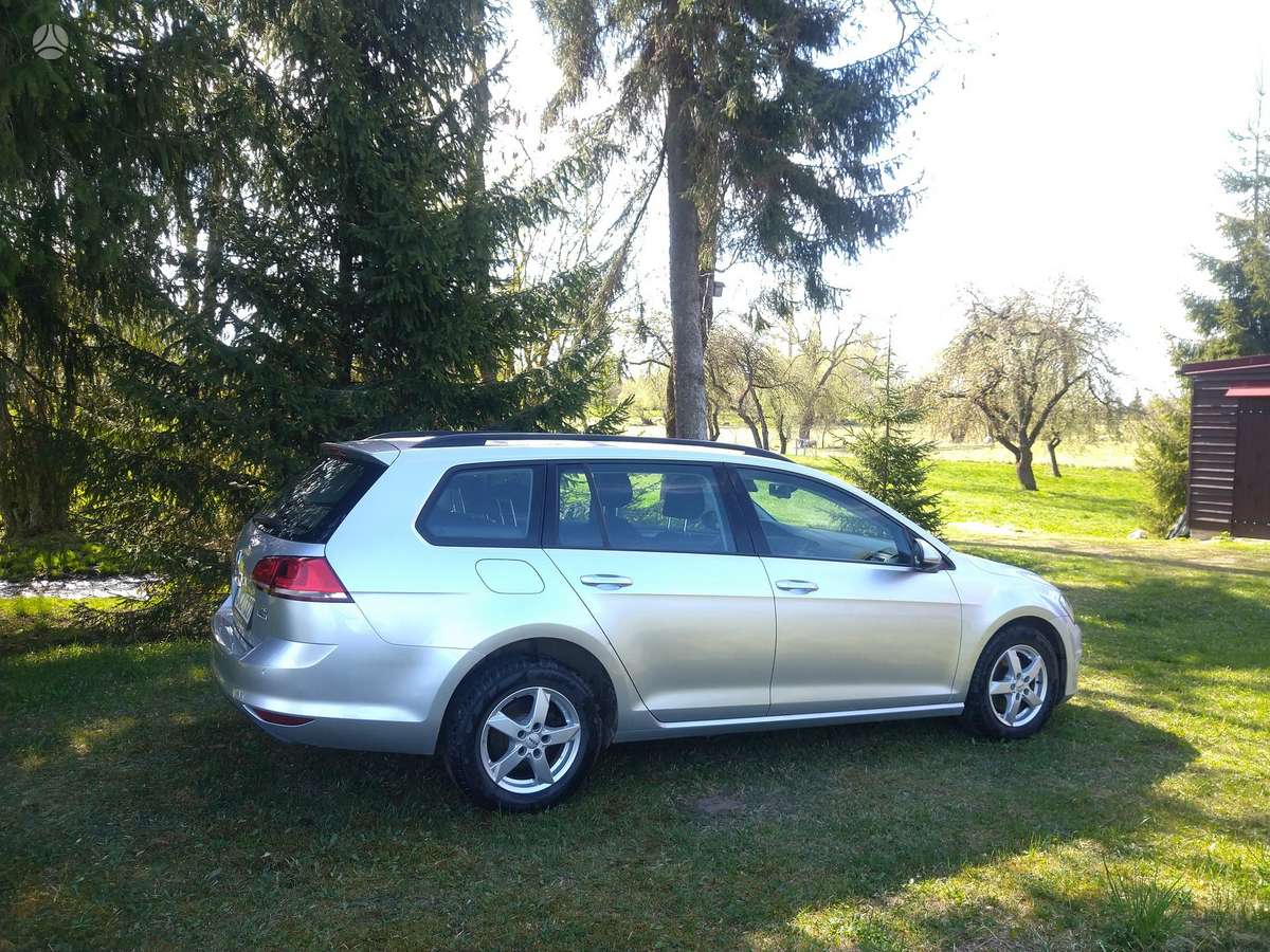 Volkswagen Golf - 4