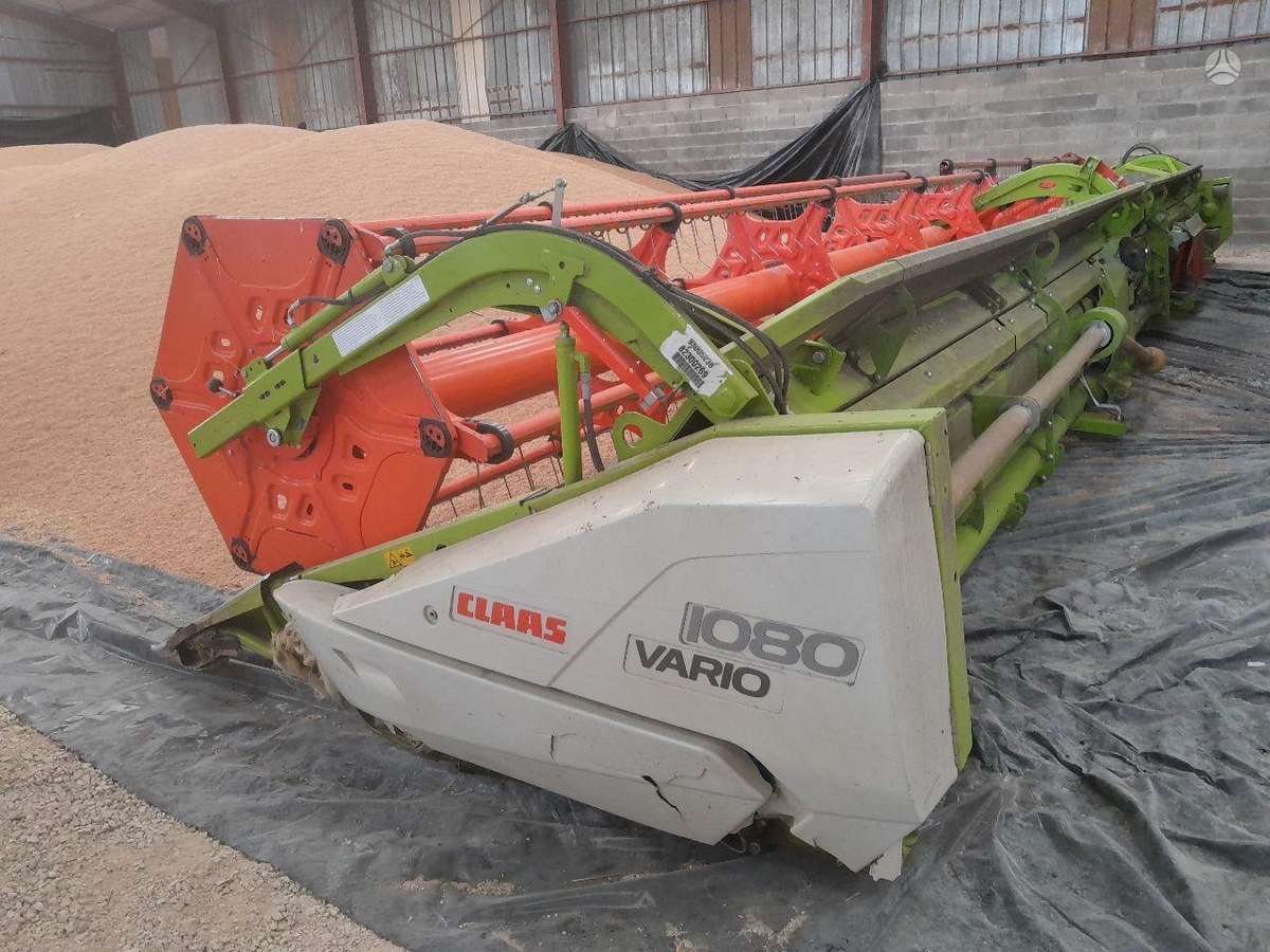 Claas Lexion 8900TT, kombainai