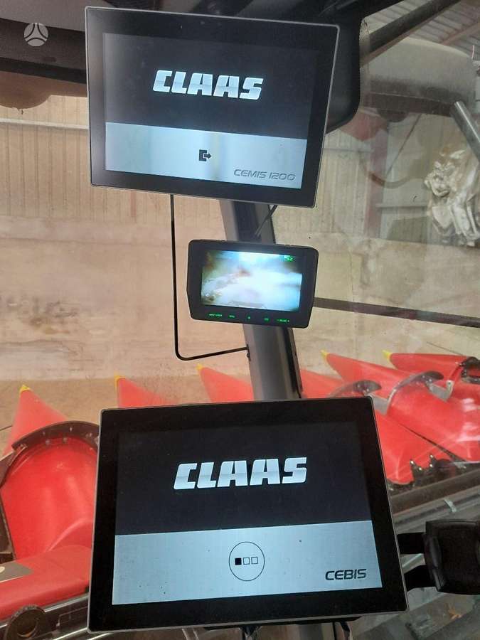 Claas Lexion 8900TT, kombainai